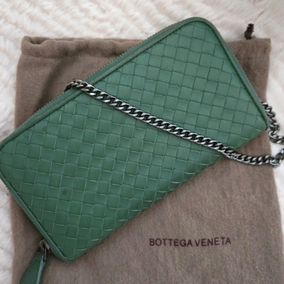 Bottega Veneta Handbags - Authentic BOTTEGA VENETA Intrecciato Weaved Green Wallet WOC Crossbody Clutch